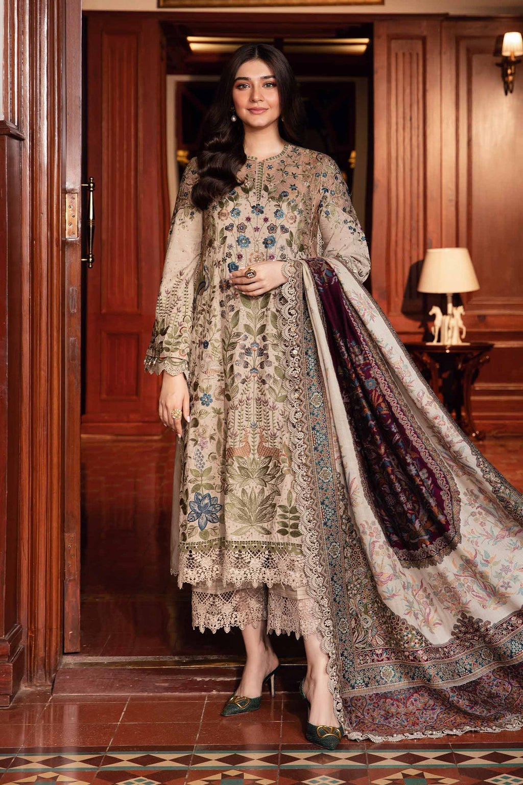 Maria b marina luxe (DL-1211) Beige Pakistani indian wedding bridal dresses mehndi nikkah eid formal party outfits usa uk, canada, australia, gemany, pakistani wedding dress, pakistani bridal dresses, pakistani wedding guest dresses, nikkah dresses, pakistani wedding outfits, pakistani wedding wear, pakistani wedding guest outfits, wedding wear pakistani dresses, asian pakistani wedding dresses, bridal pakistani gowns, bridal wear dresses pakistani, pak bridal dress, paki wedding dress, pakistani bridal dre