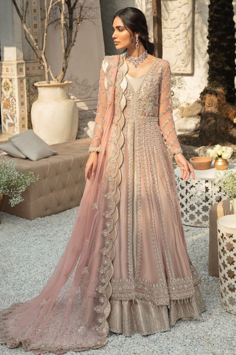 Sania Hasan Couture Palatial