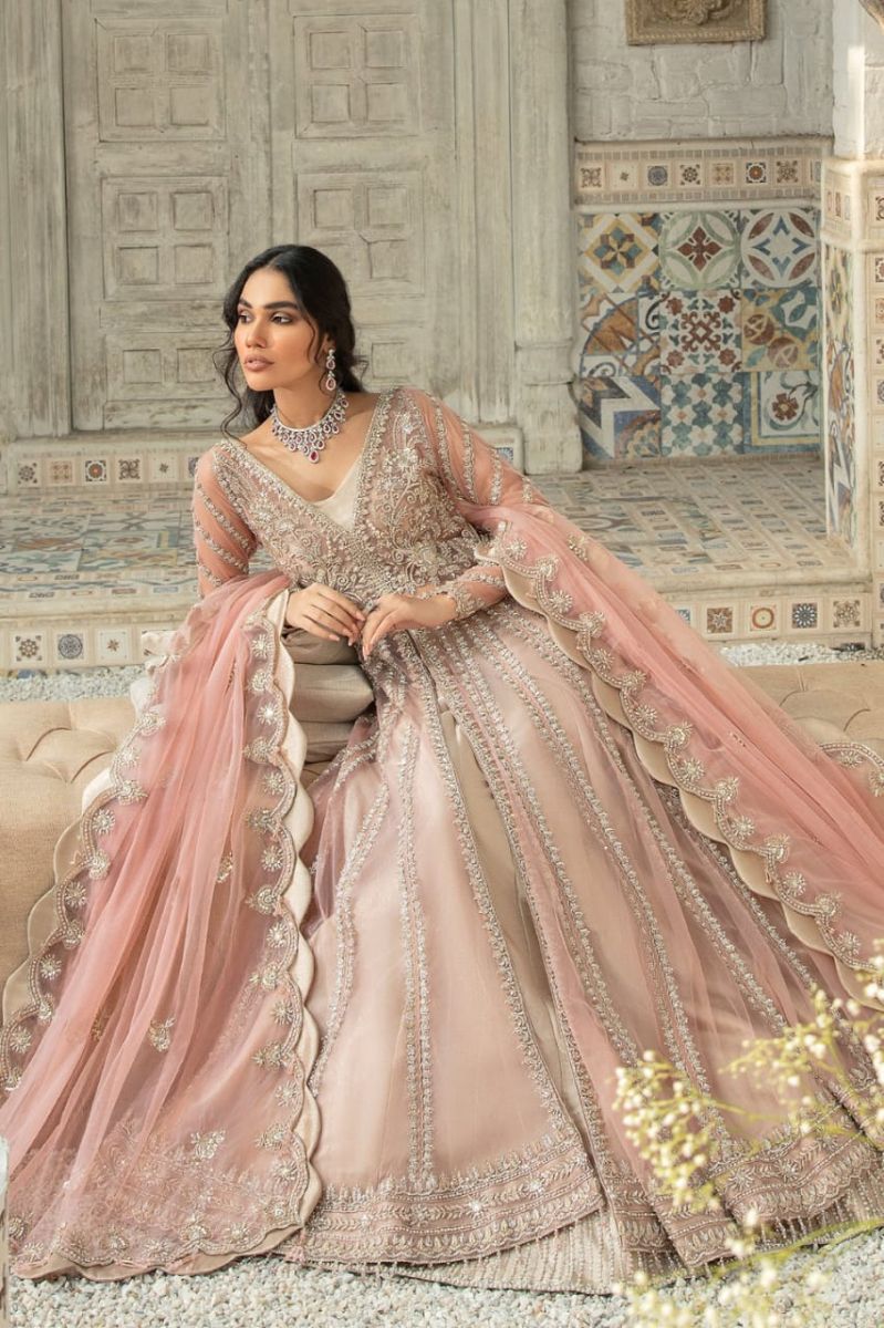 Sania Hasan Couture Palatial